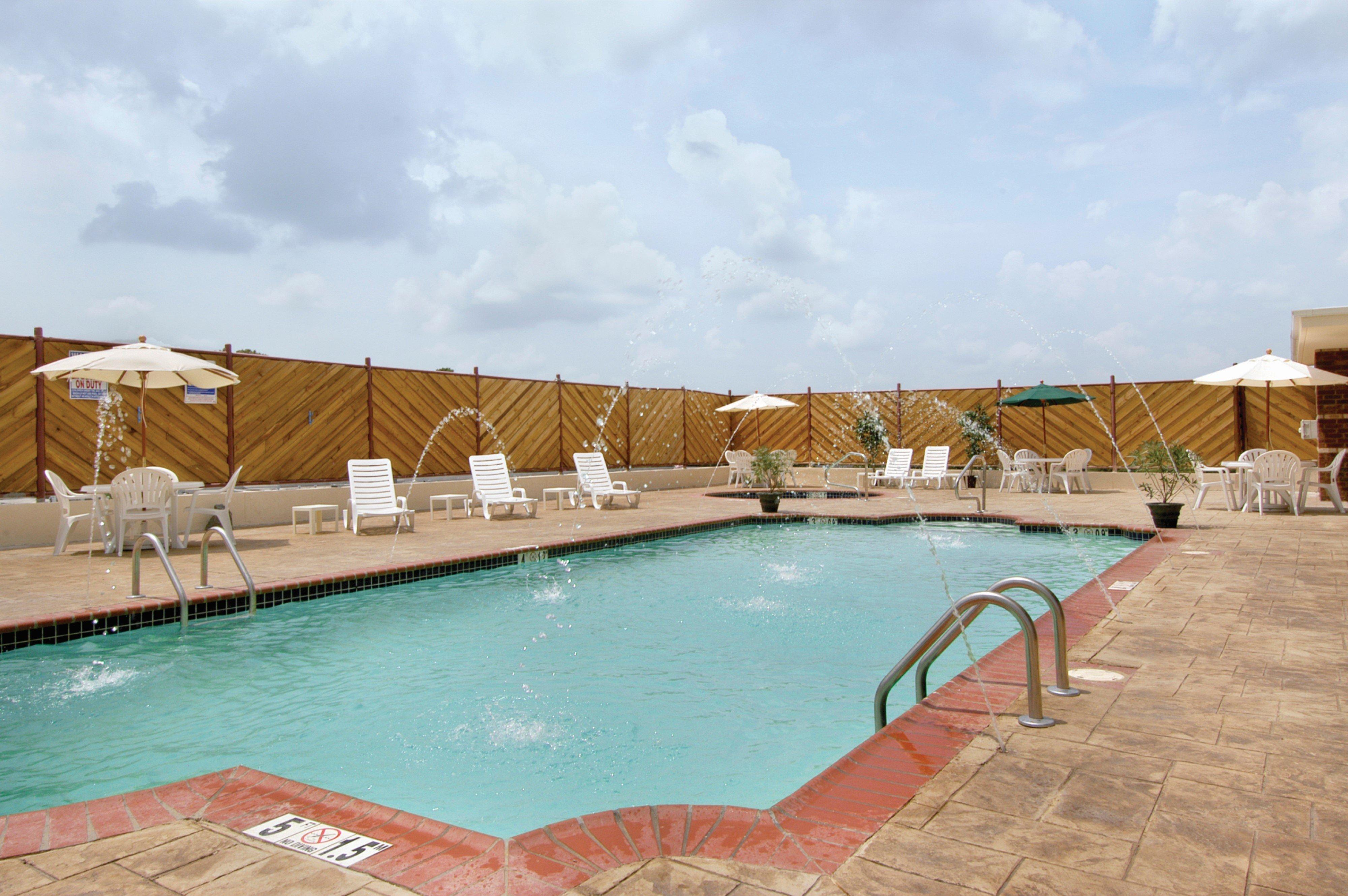Holiday Inn Hotels Batesville By Ihg Exterior foto